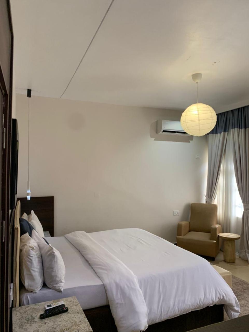 Centurion Aparthotel Абуджа Экстерьер фото