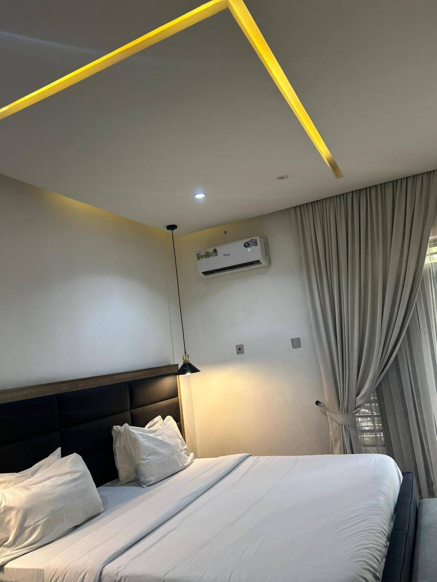 Centurion Aparthotel Абуджа Экстерьер фото